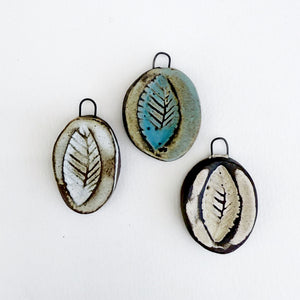 Small Leaf-Wall Tile